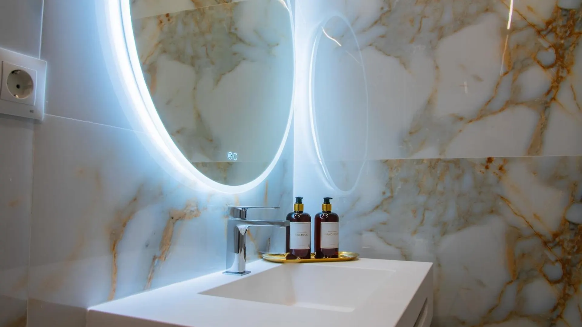 Pries Homes La Casa Azul Màlaga Bed & Breakfast